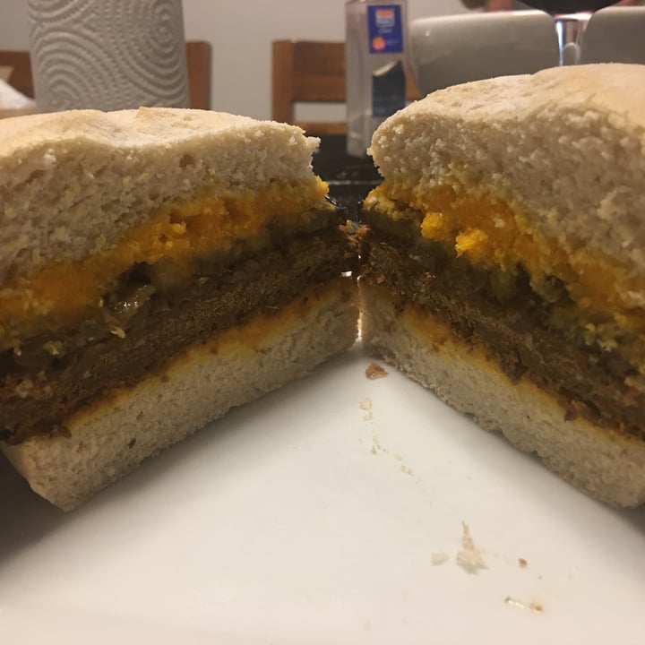 photo of Brote Hamburguesa vegan shared by @carocicare on  16 Dec 2020 - review