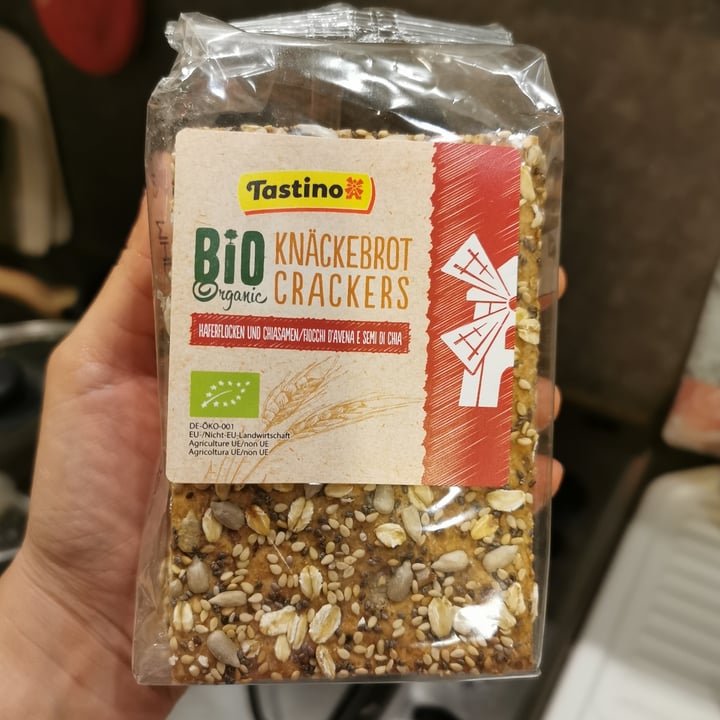 photo of Tastino bio knäckebrot crackers shared by @vegoloso on  02 Oct 2022 - review