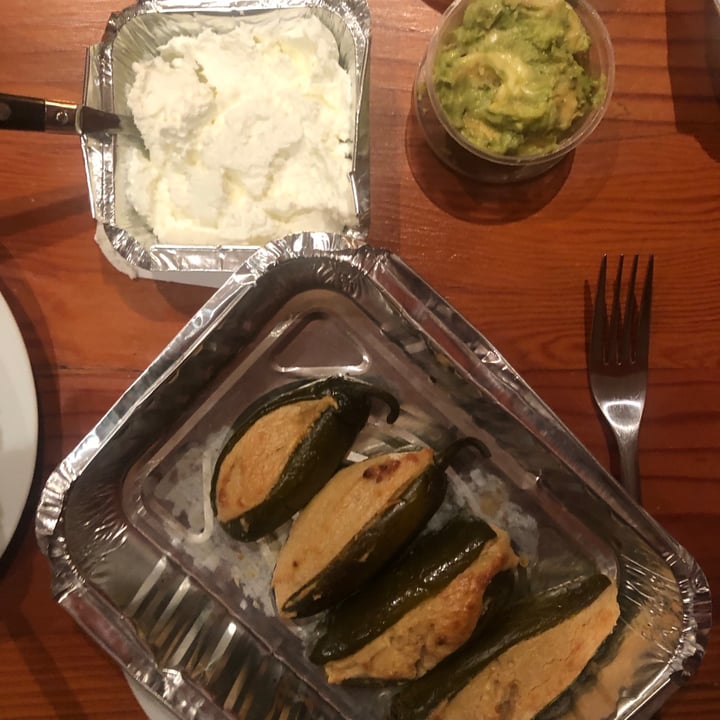 review photo of El Burro Greenpoint Vegan Chilli Rellonos shared by @leighclare29 on 12 Sep 2020 - review
