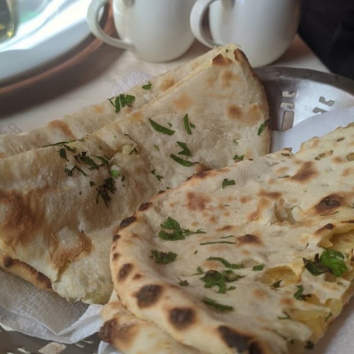 photo of Gandhi, Ristorante tipico Indiano Pisa, Gandhi, typical Indian Restaurant Pisa. Aloo kulcha shared by @ariannaeffe4 on  23 Mar 2022 - review