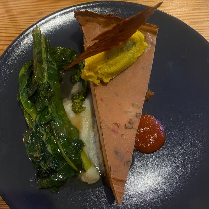 photo of The Food Temple Torta de Tofu shared by @ericadavide on  18 Apr 2022 - review