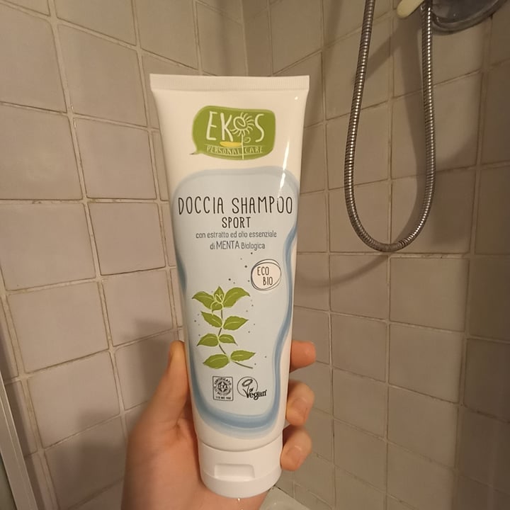 photo of Ekos personal care Doccia shampo sport con menta biologica shared by @francescalunardi on  02 Dec 2022 - review