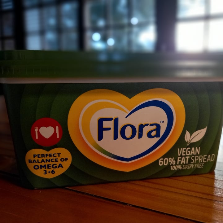 photo of Flora 60% fat spread shared by @butterfly777 on  19 Aug 2021 - review