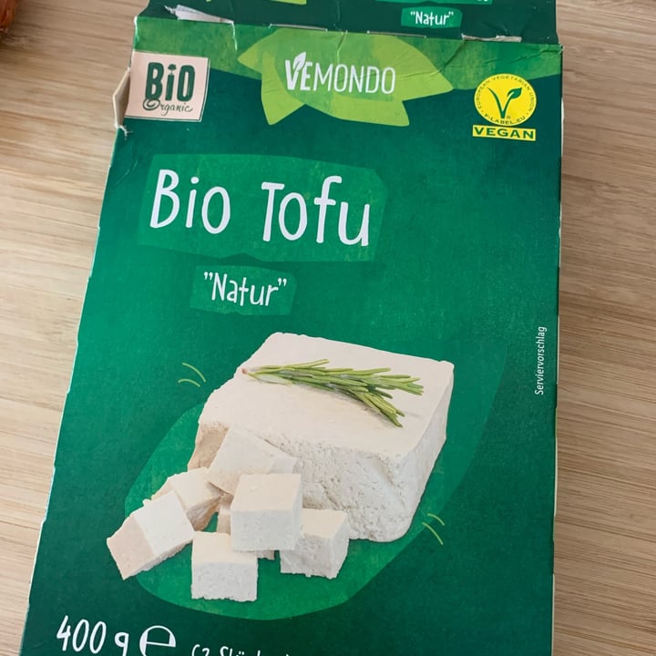 photo of Vemondo Tofu Bio al naturale shared by @karinanoemi on  13 May 2022 - review