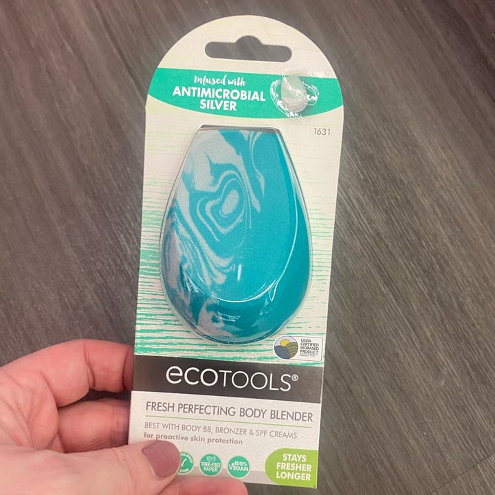photo of EcoTools Blending Sponge - Marble shared by @jkmonterio on  12 Dec 2020 - review