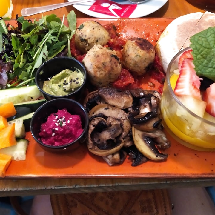 photo of Brunch Cafe Vegan Brunch shared by @med on  03 Jun 2022 - review