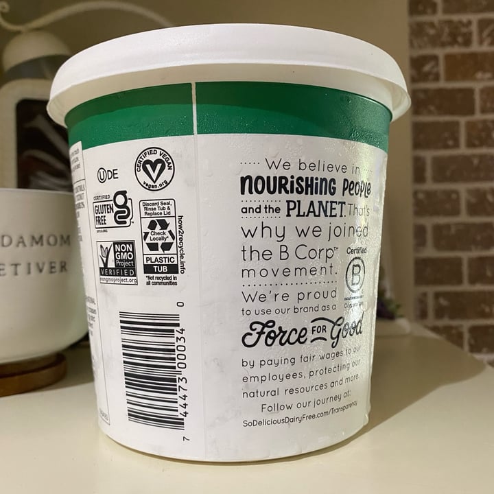 photo of So Delicious Dairy Free Coconutmilk Yogurt Alternative - Unsweetened shared by @yarilovezzucchini on  06 Jul 2022 - review