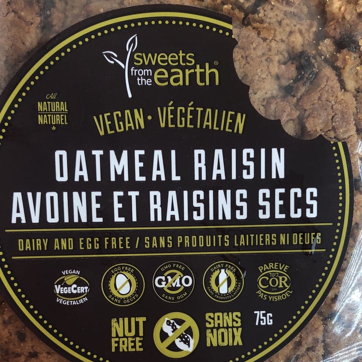 photo of Sweets from the Earth Oatmeal Raisin Cookie shared by @horsemarine on  12 Dec 2021 - review