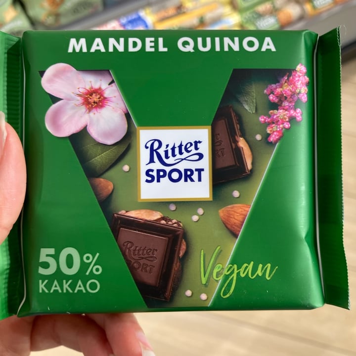 review photo of Ritter Sport Mandel Quinoa 50% Cacao shared by @alemaguolo on 28 Jun 2022 - review