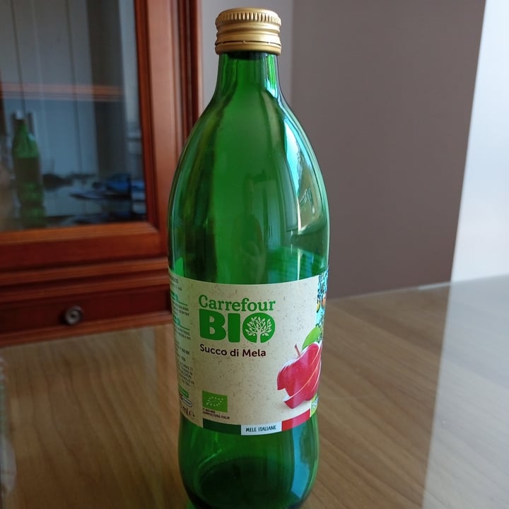 photo of Carrefour Bio Succo di mela shared by @al3ssandra on  05 Jun 2022 - review