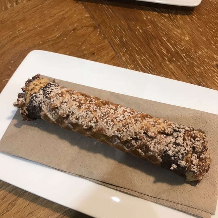 photo of Virtuous Pie Pumpkin Spice Canolli shared by @spearl on  16 Nov 2021 - review