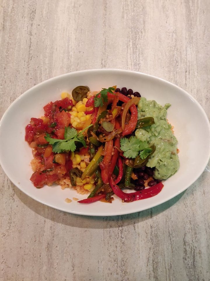 photo of Platypus Cantina Burrito Bowl shared by @hownowbrownkow on  23 Sep 2019 - review