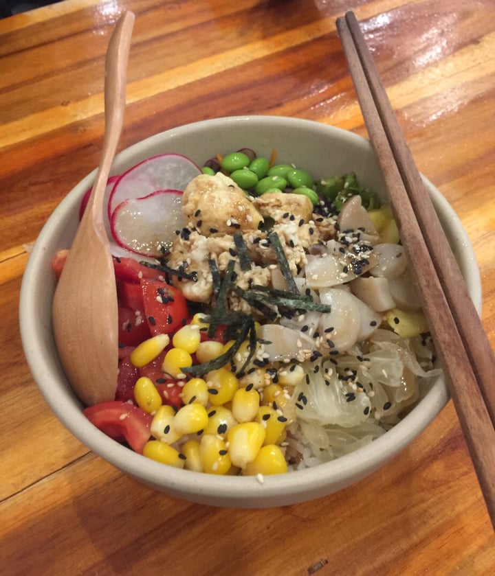 review photo of Song Linh Food & Drink Vegan Poke Bowl shared by @movinganimals on 03 Feb 2020 - review
