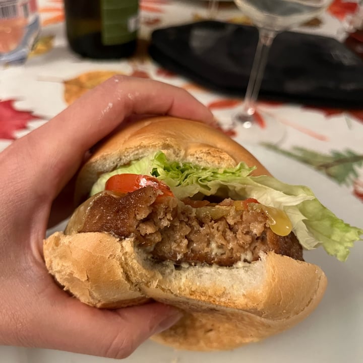 photo of Bennet vivisì Hamburger shared by @robin-jay on  09 Nov 2022 - review