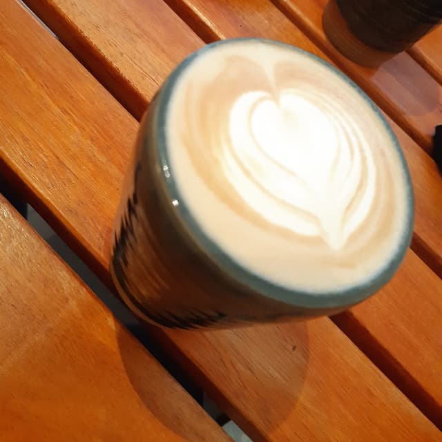 菜肴“Latte Con Leche De Almendras”的照片