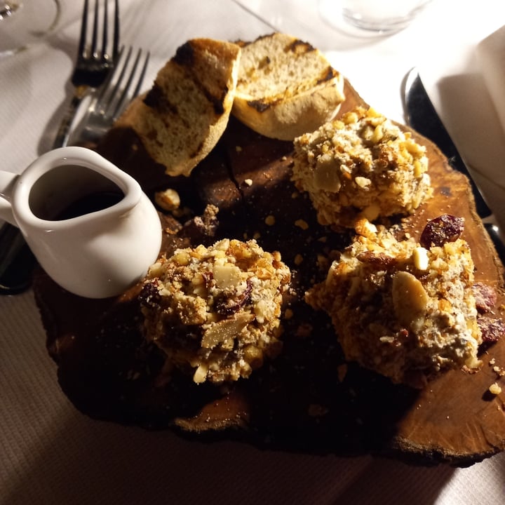 review photo of Panorama Restaurant La Scaletta Tartufini Di Ricotta Di Soia Con Frutta Secca E Riduzione Di Chianti shared by @tapperugia7 on 29 Aug 2022 - review