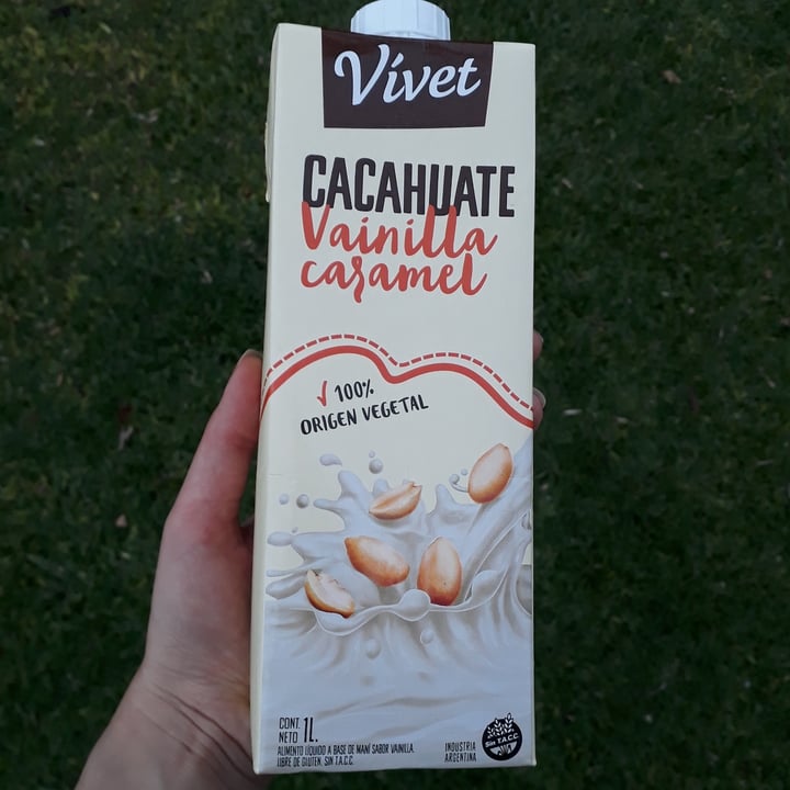 photo of Vívet Leche de Cacahuate sabor Vainilla Caramel shared by @aylu1 on  09 Jun 2021 - review