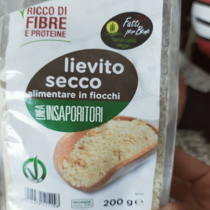 photo of Terranostra Vegan Lievito secco alimentare shared by @falkenmayerkaren on  27 Mar 2021 - review