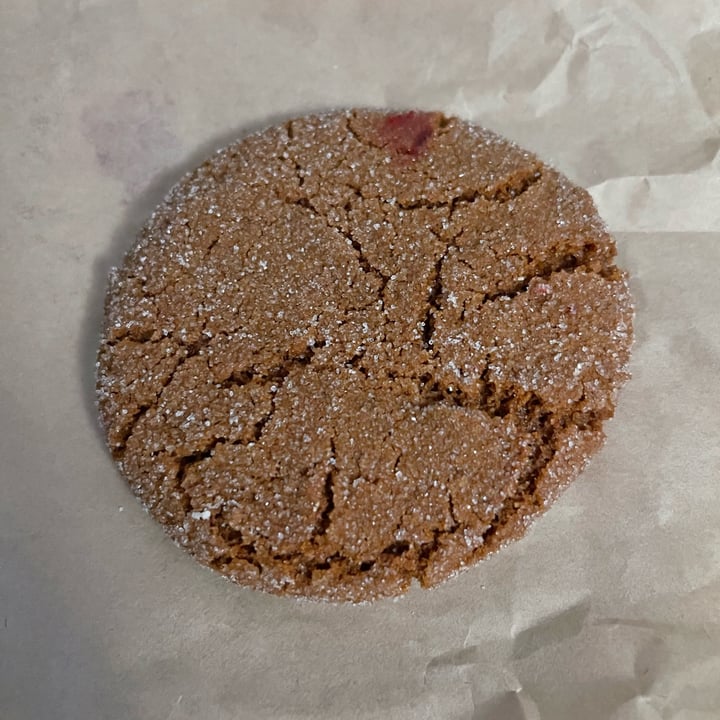 photo of Wild Poppy Bistro Gingersnap Cookie shared by @goodkarmavegan on  06 Jan 2022 - review