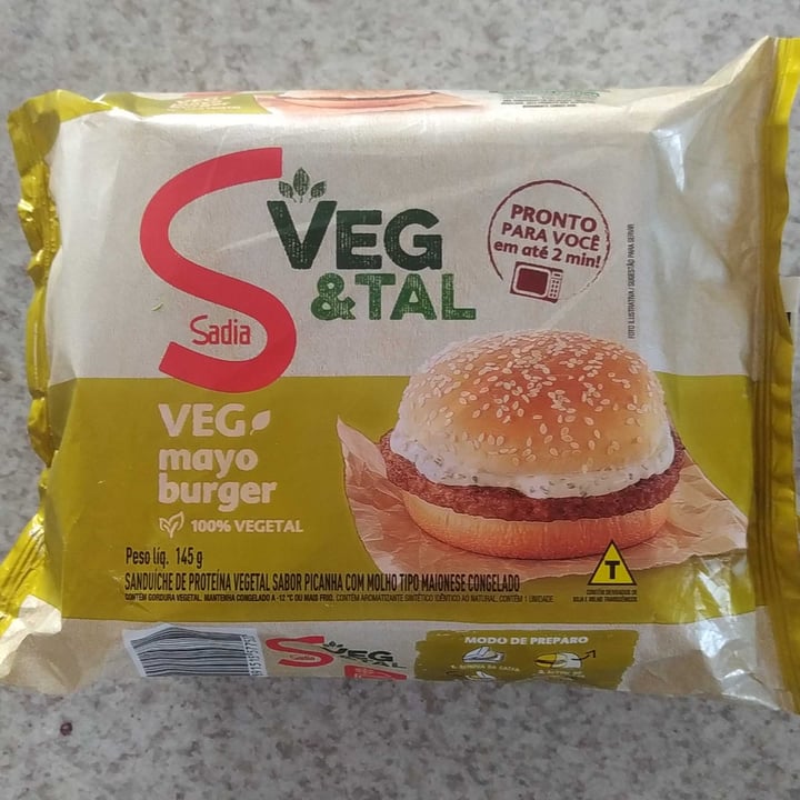photo of Sadia Veg Mayo Burger shared by @felipesilvestre89 on  22 Apr 2022 - review