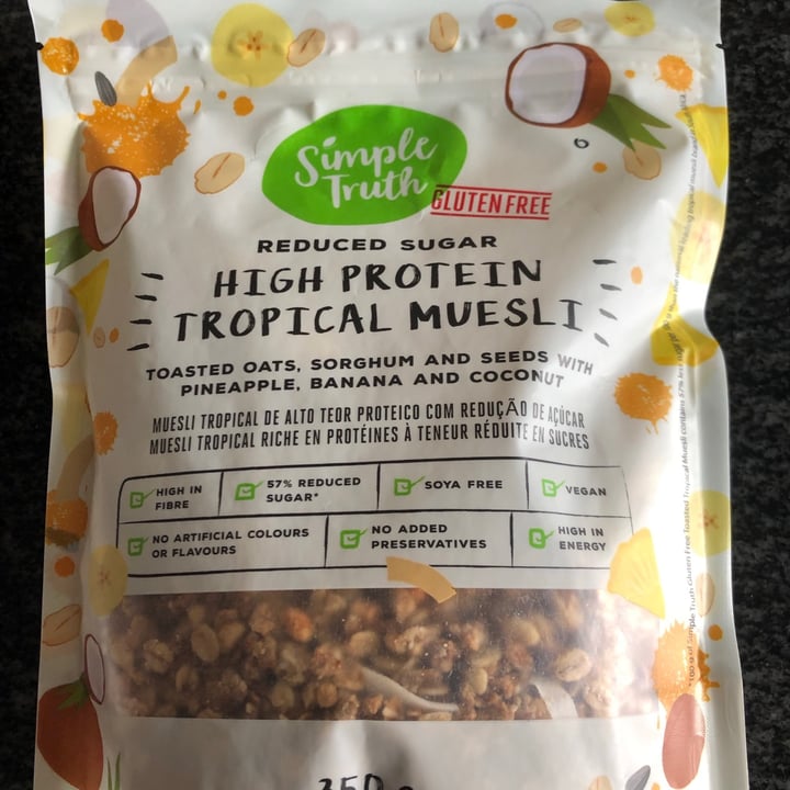 photo of Simple Truth High protein tropical muesli shared by @lindybeukes60 on  20 Dec 2020 - review