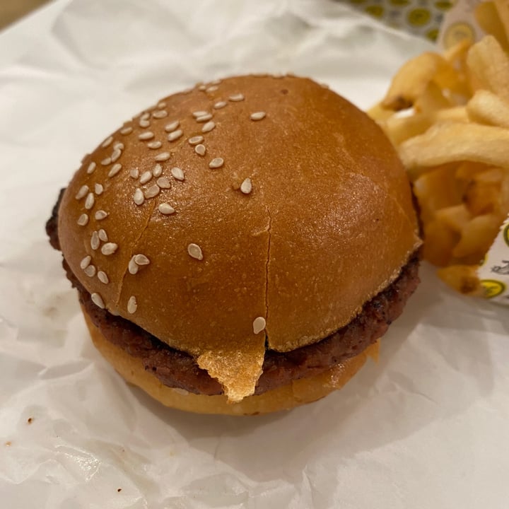 photo of STALK & SPADE Kids Burger shared by @hannahop on  27 Aug 2021 - review
