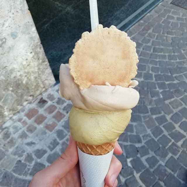 Photo of the dish “Cono Pistacchio E Nocciola”