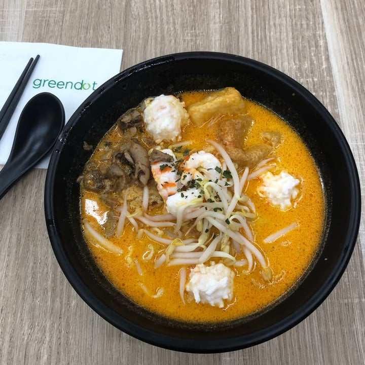 photo of Green dot Shiitake mushroom laksa noodles shared by @hiiamyulin on  05 Apr 2021 - review