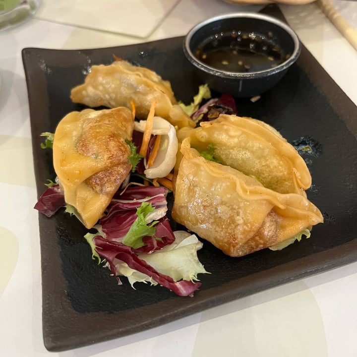 photo of Oh Sushi Gyoza alle verdure shared by @cogallo on  02 Dec 2022 - review