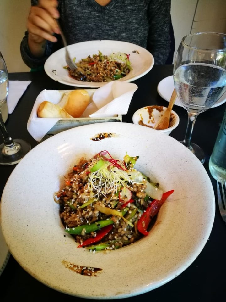 review photo of Belisario Restaurante Ensalada de quinoa, verdura y brotes shared by @juli2019 on 02 Aug 2019 - review