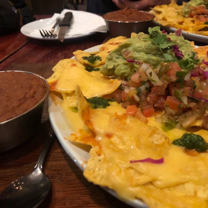 photo of The Fat Cactus Gardens Nachos Grande shared by @mikaelaliltved on  28 Sep 2021 - review