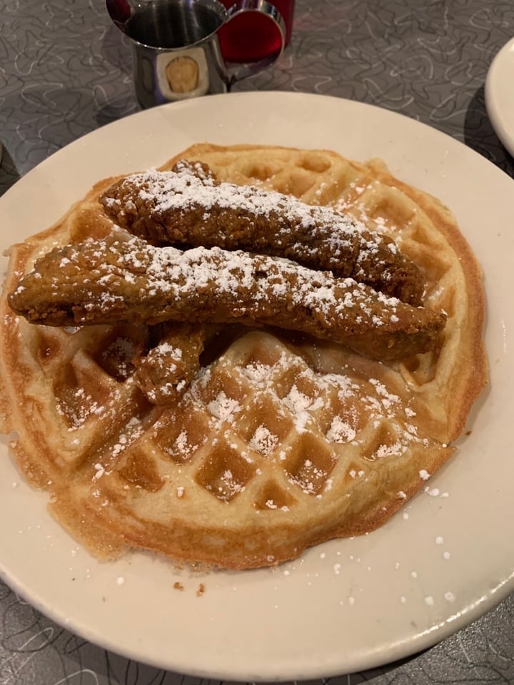 photo of Veggie Galaxy Chicken Waffle shared by @jv on  18 Jan 2020 - review
