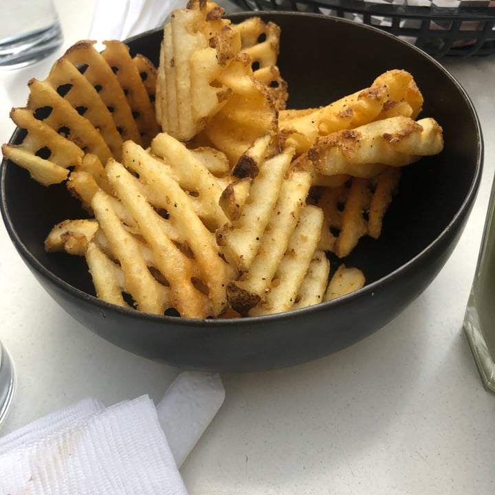 photo of Burger Fiancé Fries shared by @teresamoretti on  17 Jul 2022 - review