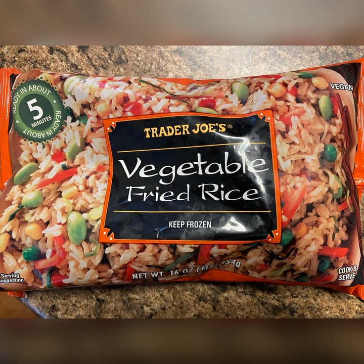 photo of Trader Joe's Vegetable Fried Rice shared by @merelymarlo on  27 Feb 2022 - review