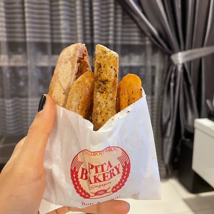 photo of Pita Bakery Pita Chips shared by @suncheetahh on  25 Dec 2021 - review