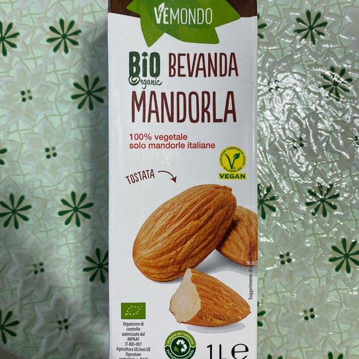 photo of Vemondo Bevanda di mandorle shared by @varte on  04 May 2022 - review