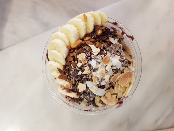 photo of Haakon Superfoods and Juice Nut butter açaí bowl shared by @far3ana on  17 Mar 2020 - review