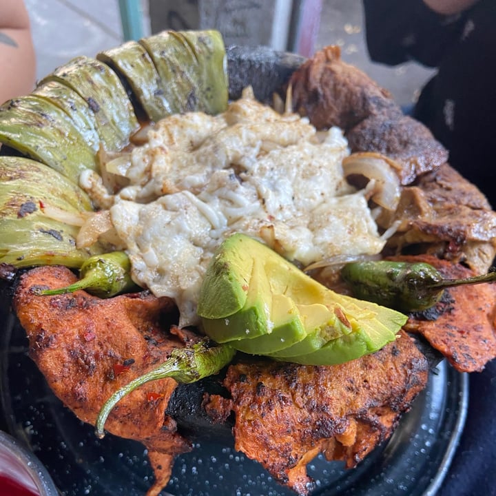 photo of Por siempre vegana 2 Molcajete shared by @ilse on  23 Apr 2021 - review