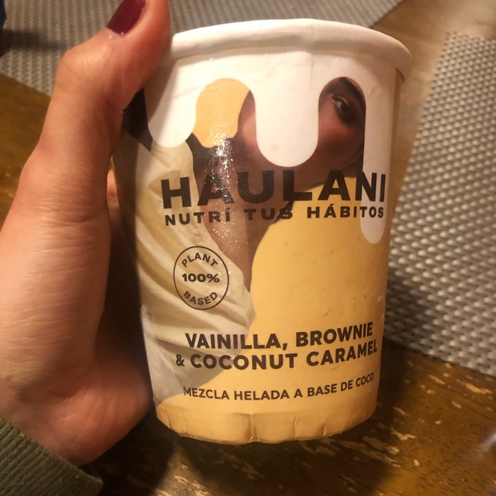 photo of Haulani Helado de vainilla con brownie shared by @laritaveganita on  28 Jun 2022 - review