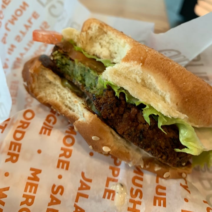 photo of Burgerim Falafel Burger shared by @veghui on  19 Mar 2022 - review