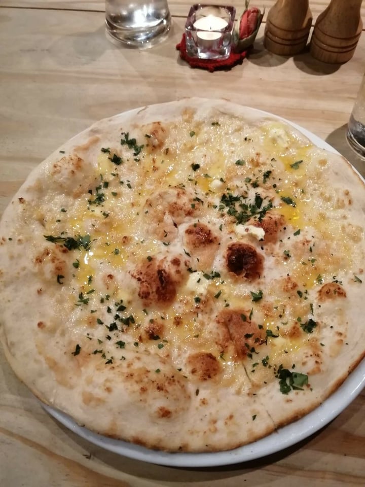 photo of Sora Lella Vegan Roman Restaurant Garlic Focaccia shared by @jb on  25 Nov 2019 - review