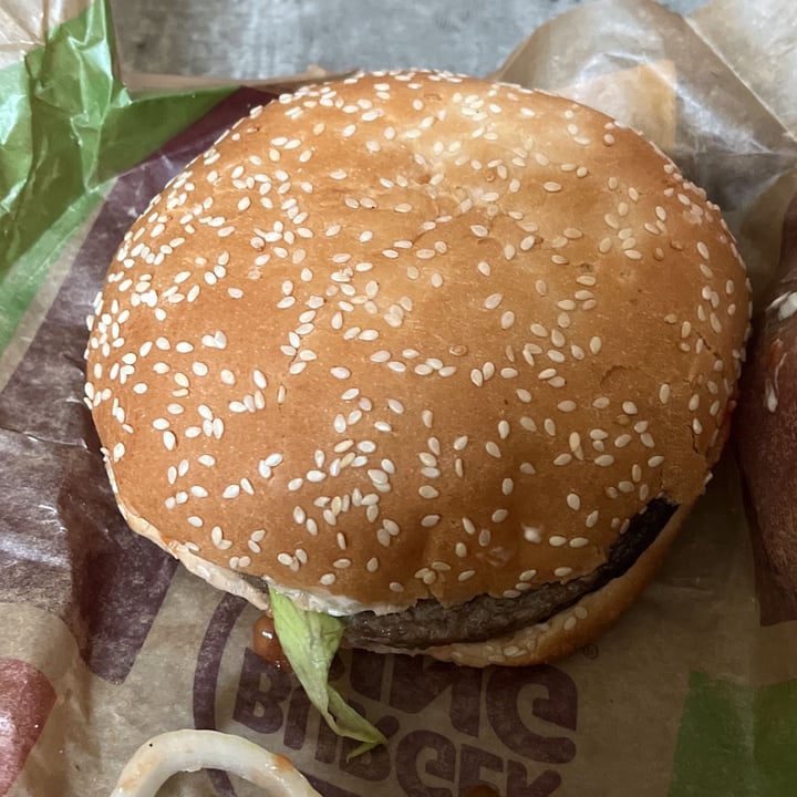 photo of Burger King Hamburguesa Vegana shared by @lizmunoz7211 on  12 Feb 2022 - review