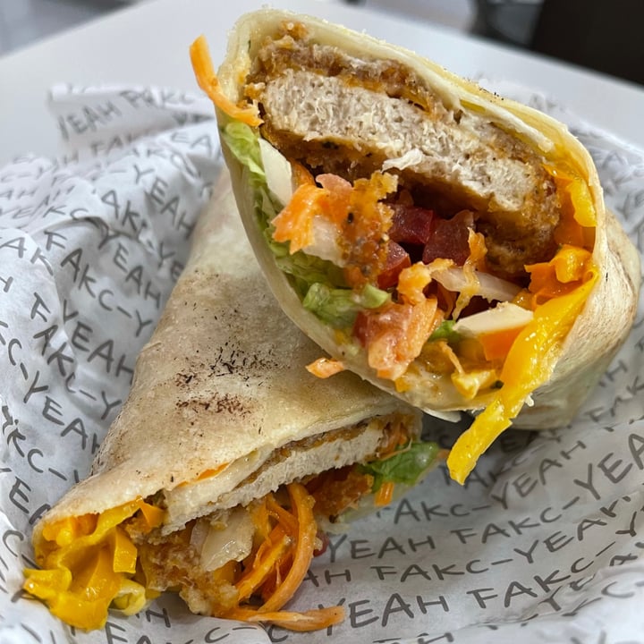 photo of fakc-yeah Wrap-d-poio shared by @razor on  13 Aug 2021 - review