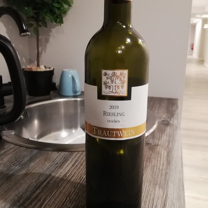 photo of Weingut Trautwein Riesling 2019 shared by @mareikeks on  24 May 2021 - review