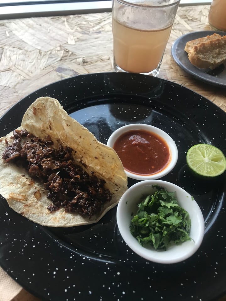 photo of La Esmeralda Tacos shared by @danilopez on  25 Sep 2019 - review