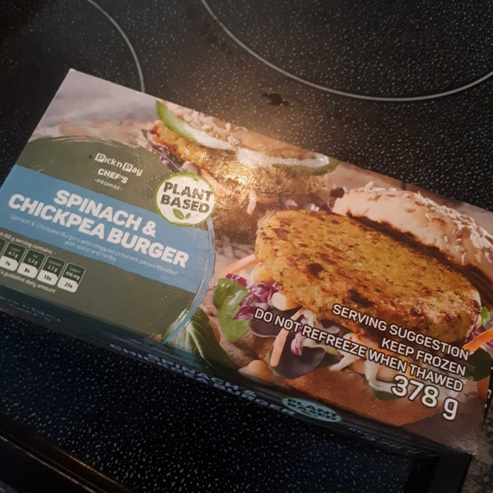 photo of Pick n Pay Spinach and Chickpea Burger shared by @sublimeskyes on  16 Jun 2021 - review