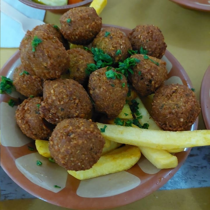 photo of Atomic Falafel Falafel shared by @criscros on  23 May 2022 - review