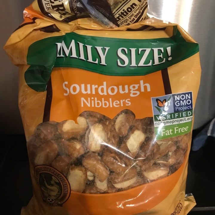 photo of Snyder's of Hanover Sourdough Nibblers shared by @ampanda on  19 Jan 2022 - review