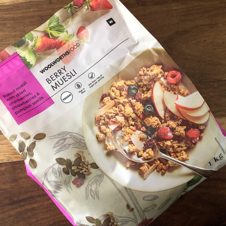 photo of Woolworths Berry Muesli shared by @louiseloveslentils on  13 Sep 2021 - review