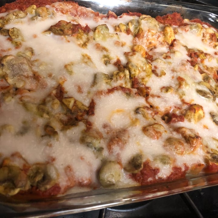 review photo of Miyoko's Creamery Liquid Vegan Pizza Mozzarella shared by @monirod333 on 15 Jan 2022 - review